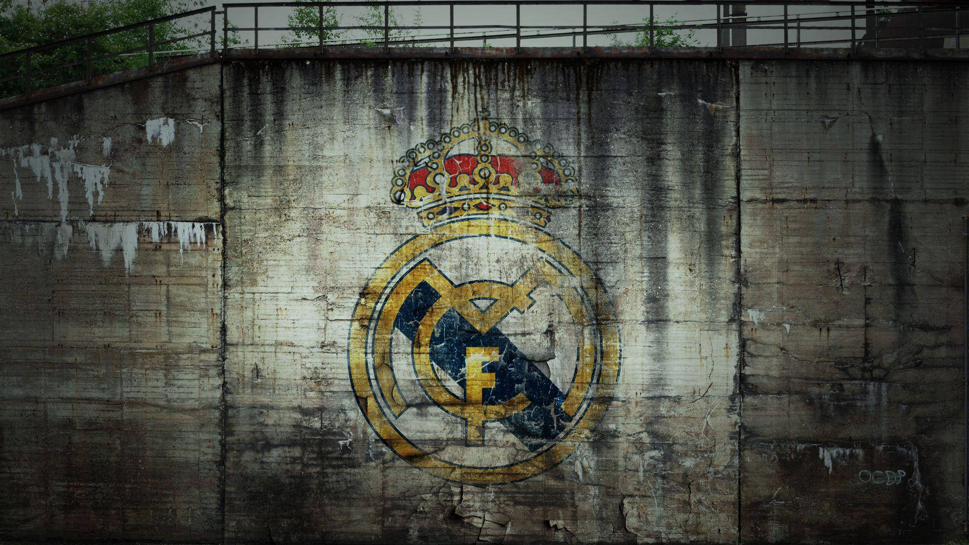 1920x1080 Download Wall With Real Madrid Logo Wallpaper