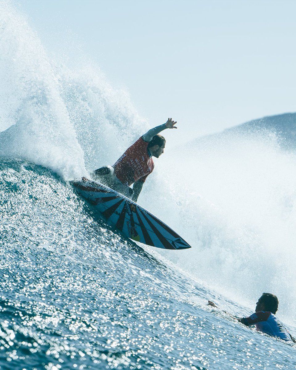 960x1200 World Surf League on X