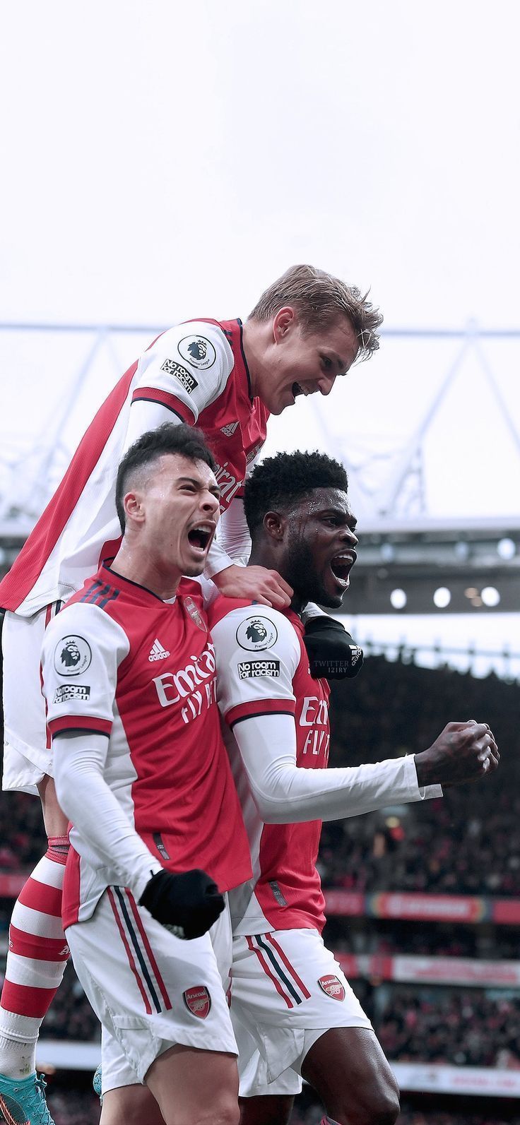 736x1593 Arsenal F.C