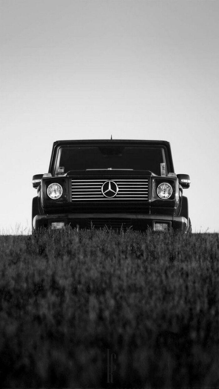 700x1243 Mercedes G Class