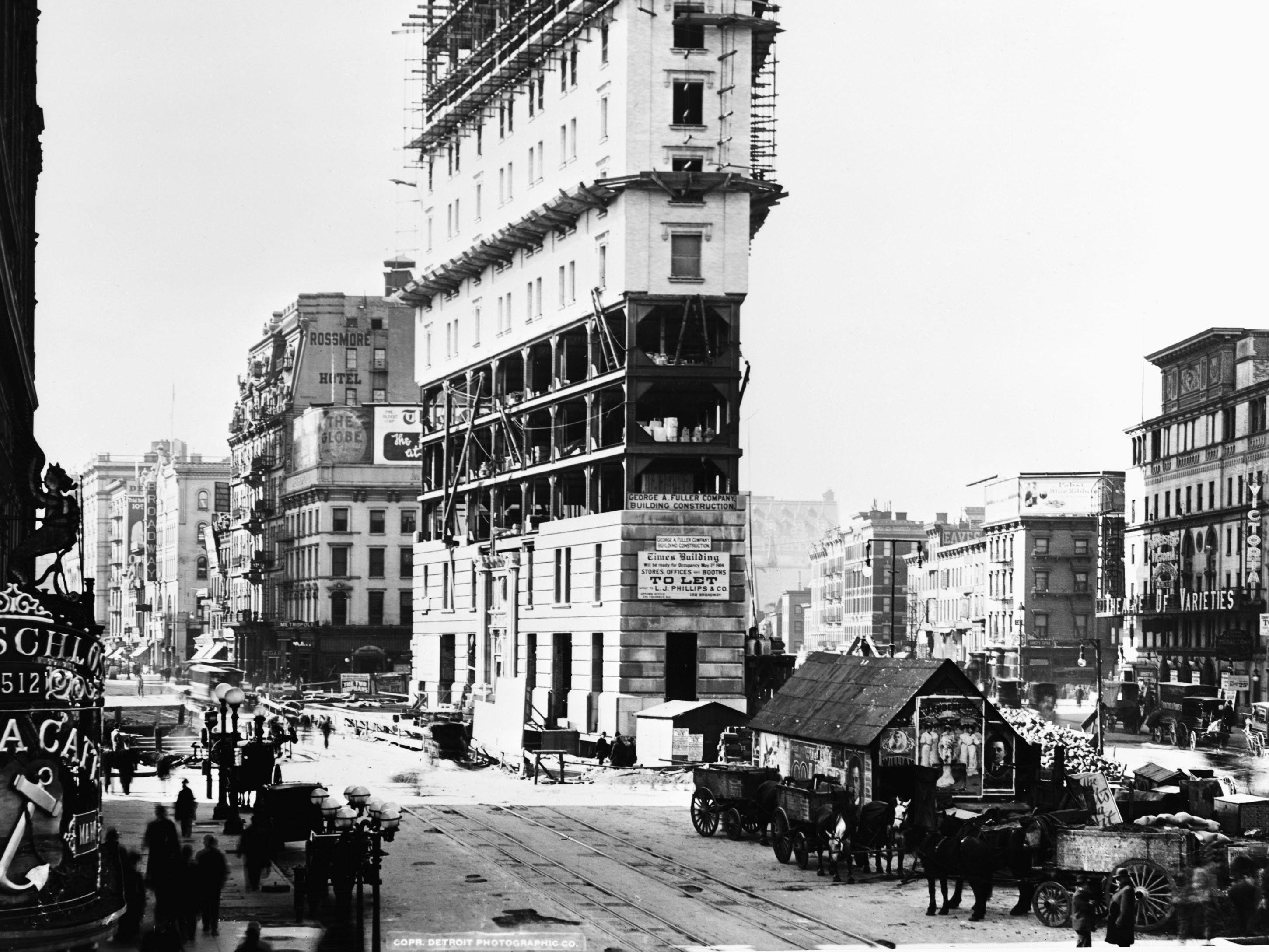 2901x2176 New York Times Building HD Wallpaper. Background Image