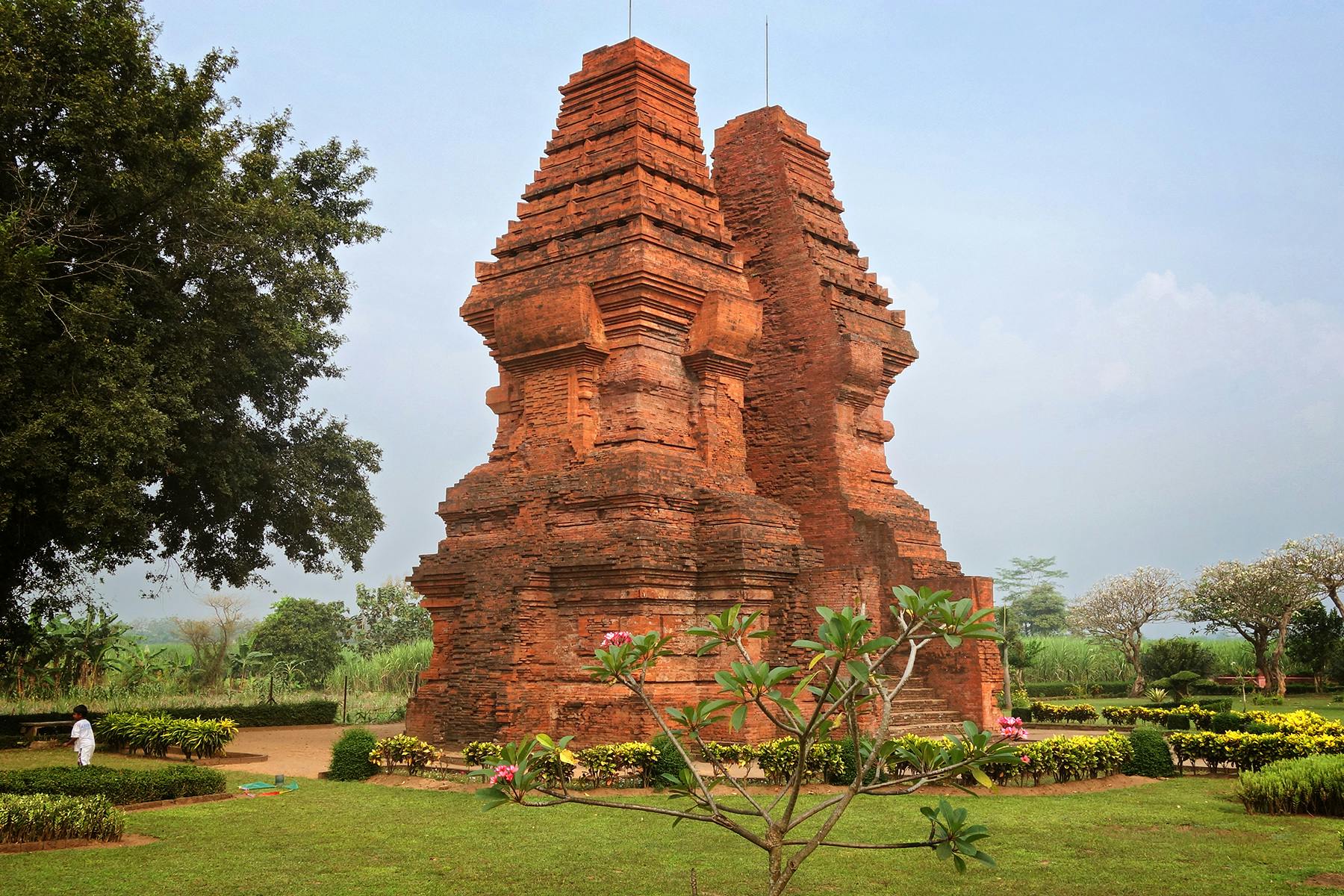 1800x1200 Trowulan