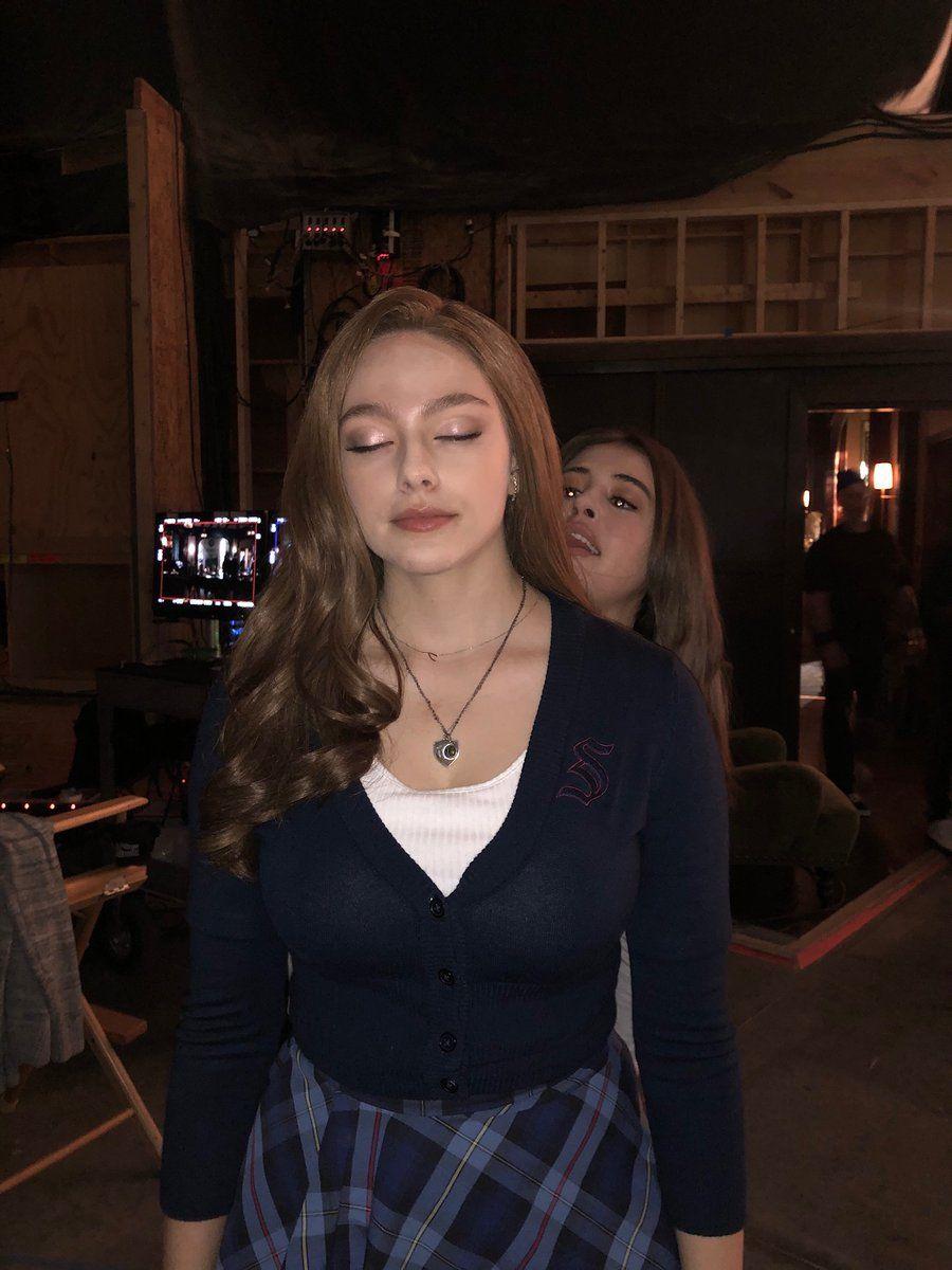 900x1200 Danielle Rose Russell