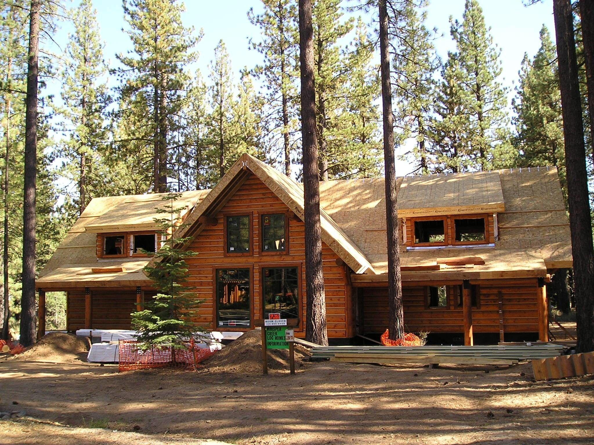 2048x1536 Rustic Log Cabin Wallpaper