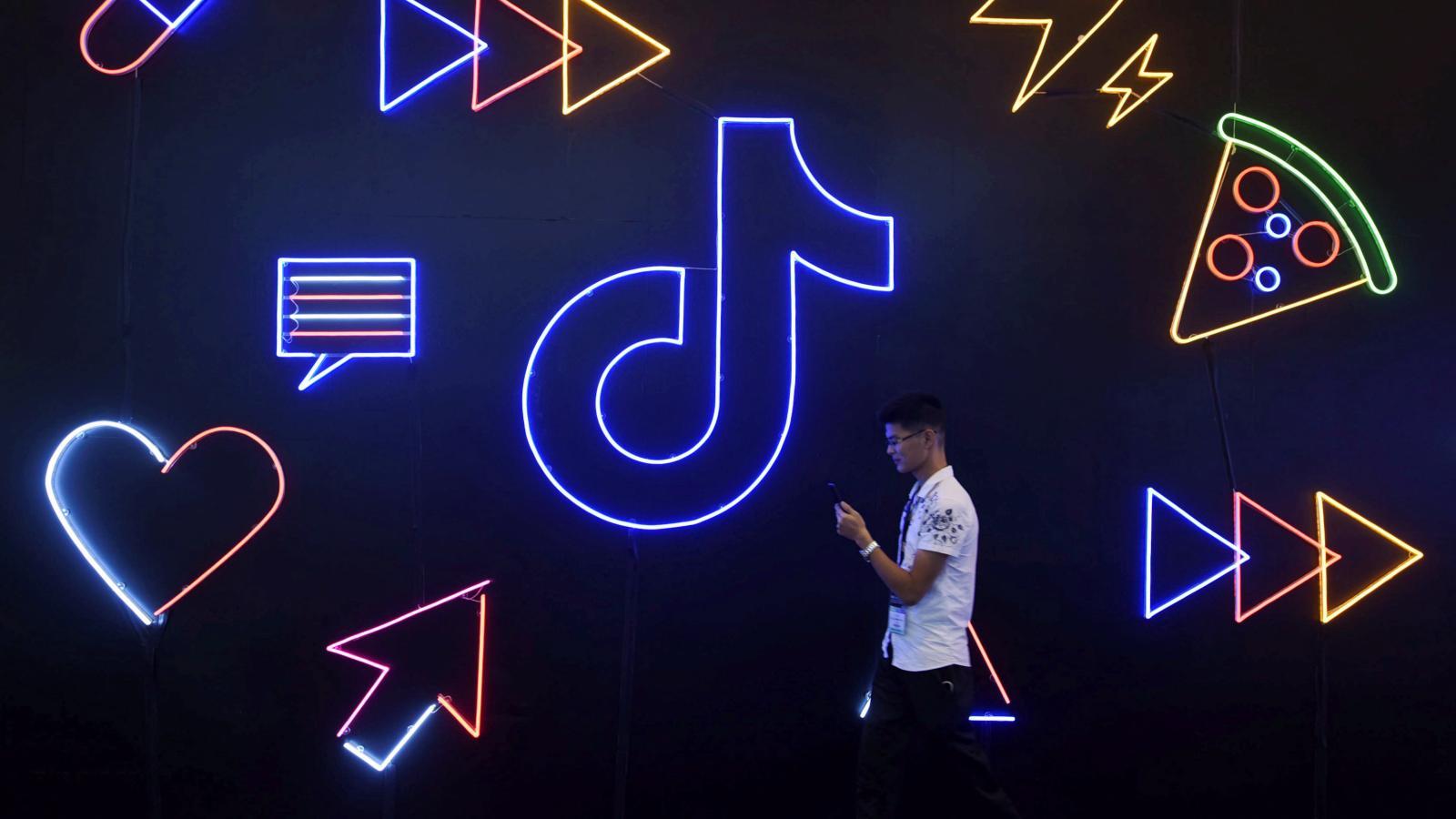 1600x900 The US is starting to give TikTok the Huawei treatment
