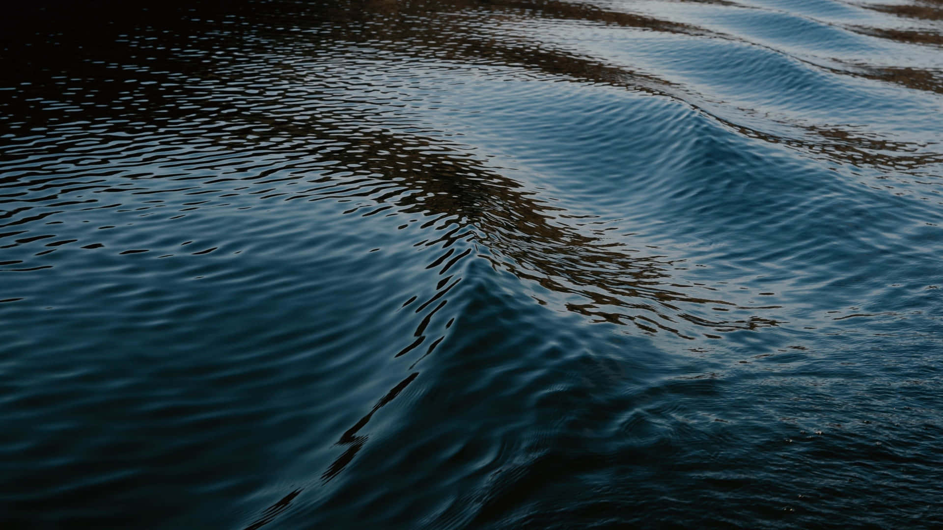 1920x1080 Download Purity In 4k: A Riveting Image Of Crystal Clear Water Wallpaper