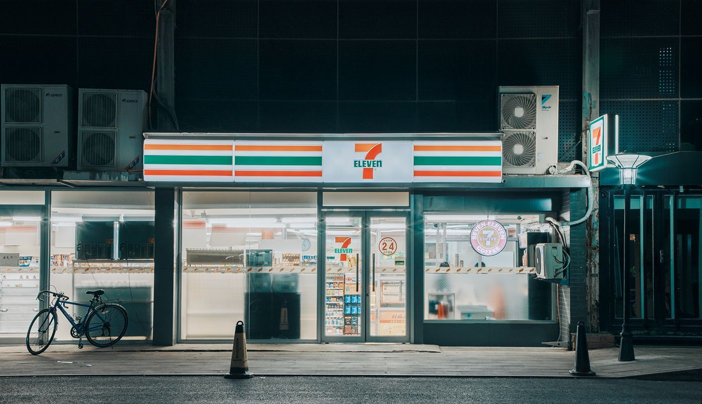 1400x807 Convenience Store Wallpaper