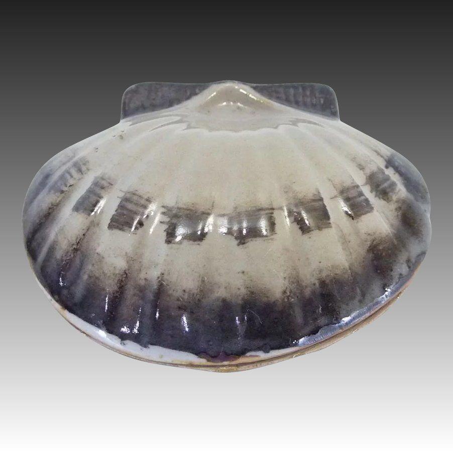 902x902 Japanese Vintage Hotate or Scallop Shell Kogo Dish : The Many Faces