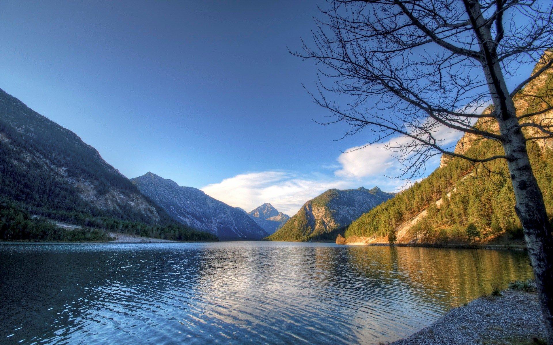 1920x1200 High Quality Nature Screensaver