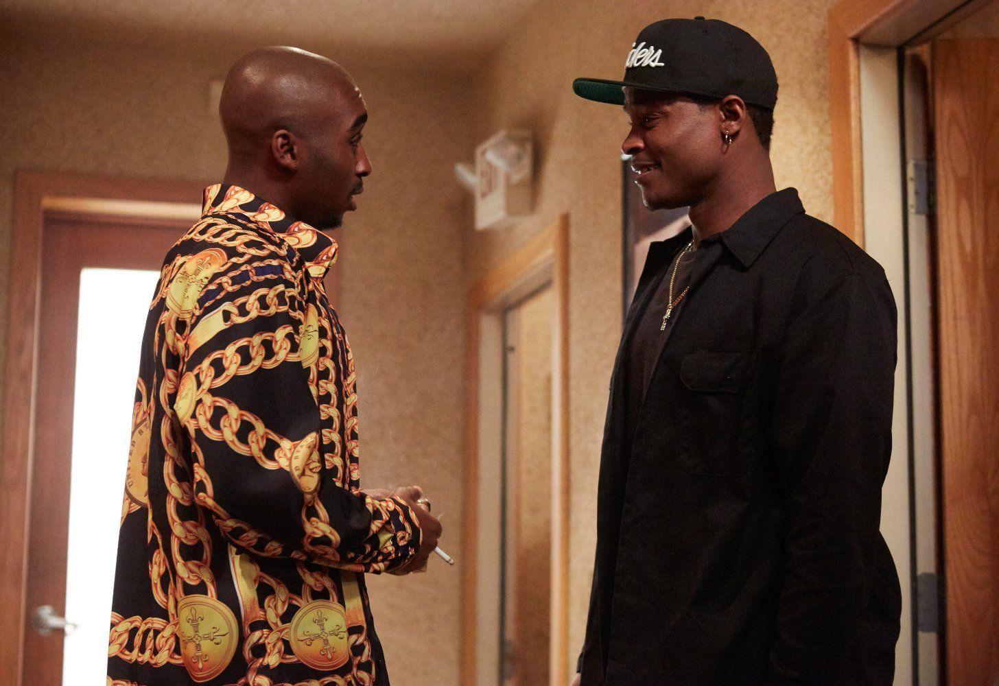 1456x1000 Demetrius Shipp Jr. and Harold House Moore in All Eyez on Me 4
