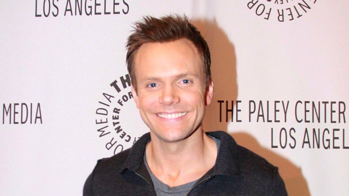 1200x675 Famous birthdays for November 20: Joel McHale, Dierks Bentley