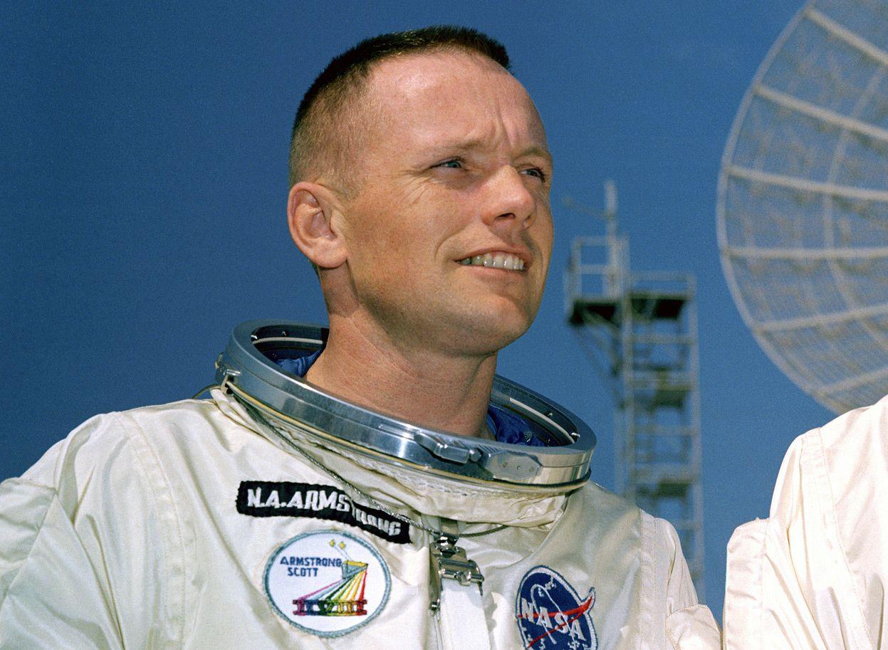 1247x913 Neil Armstrong, 1930 2012