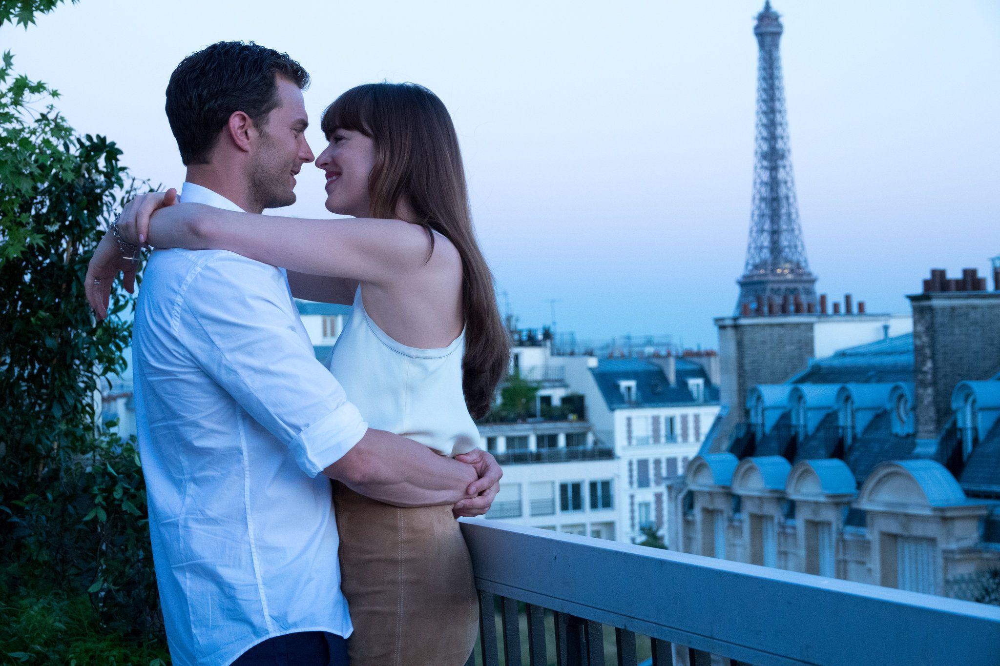 2048x1365 Review: Finally, the Audience Is 'Fifty Shades Freed' New