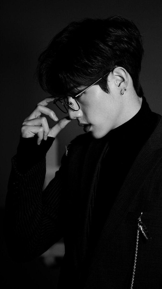 675x1200 Mark Tuan.. Fotos de amor, My idol, Jackson