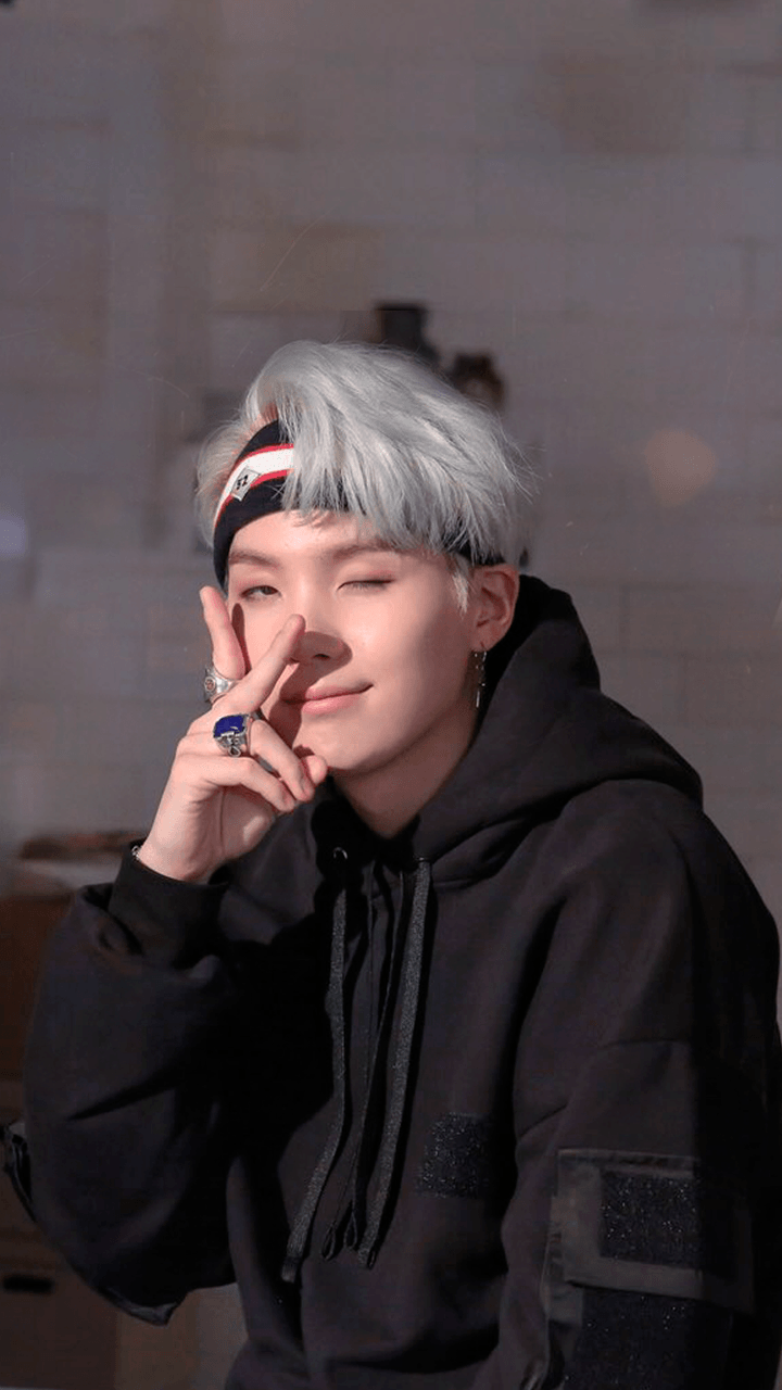 720x1280 Suga Aesthetic hình nền https://wallpaperaccess.com/full/2425236.png