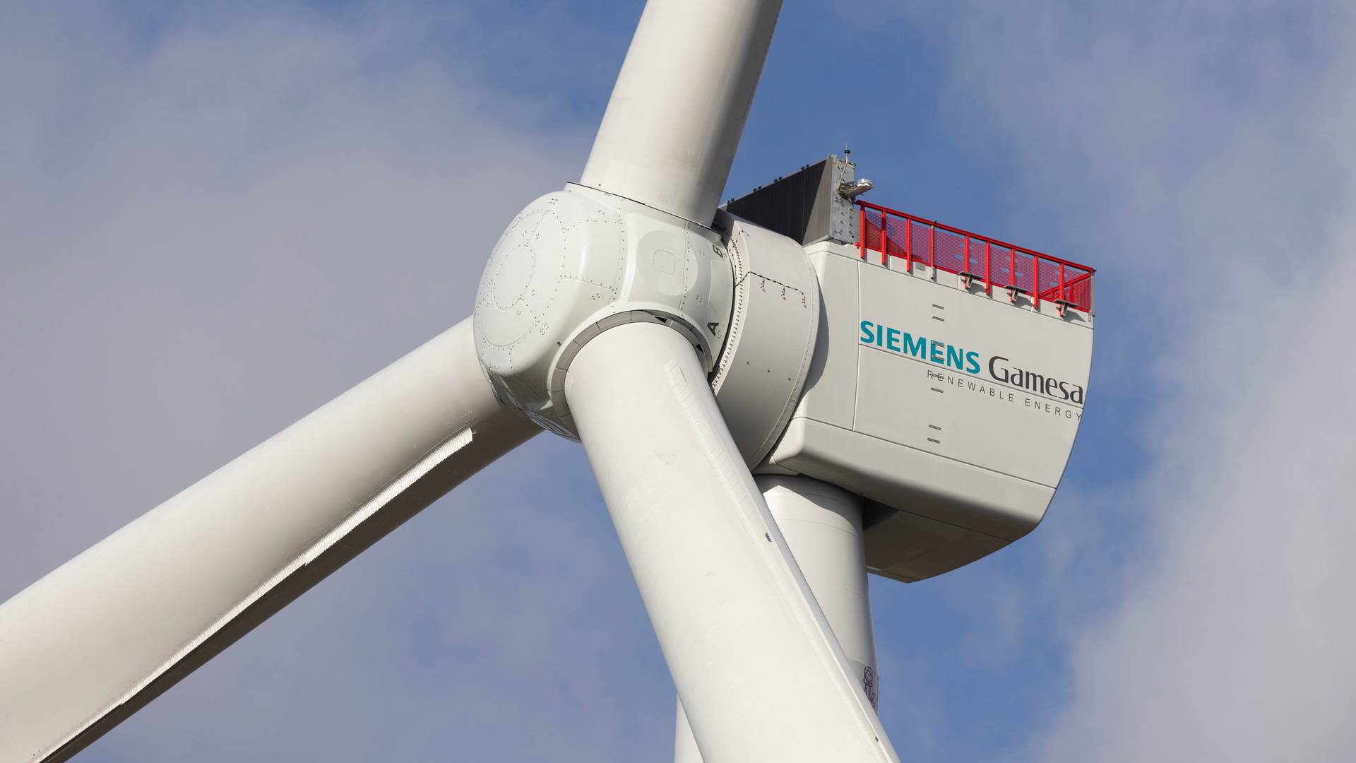 1920x1080 Siemens Energy stock in decline after UBS downgrade