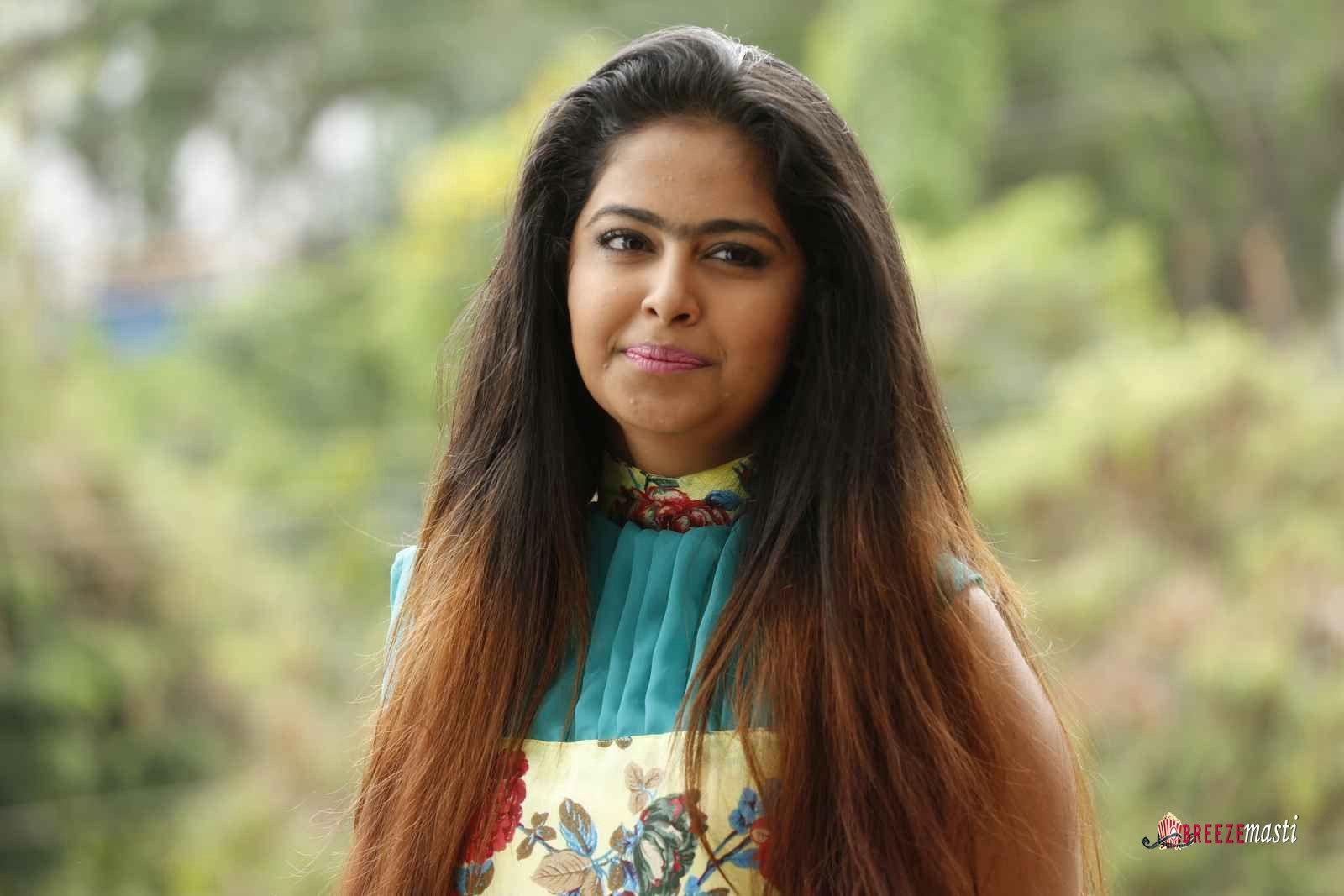 Hình nền HD 1600x1067 Telugu Heroines - Hình ảnh HD của nữ diễn viên Telugu