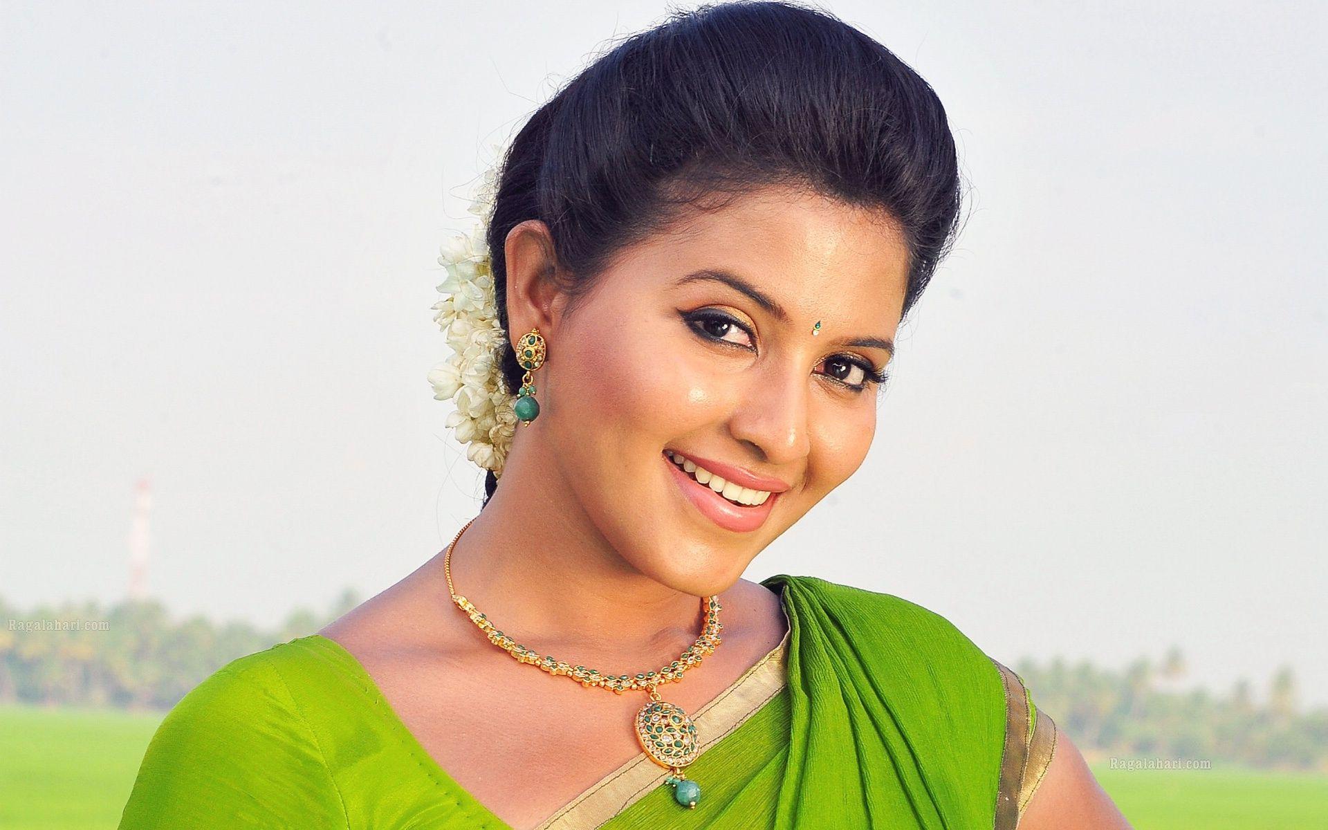 1920x1200 Hình nền Nữ diễn viên Anjali Telugu ở định dạng jpg để tải xuống miễn phí