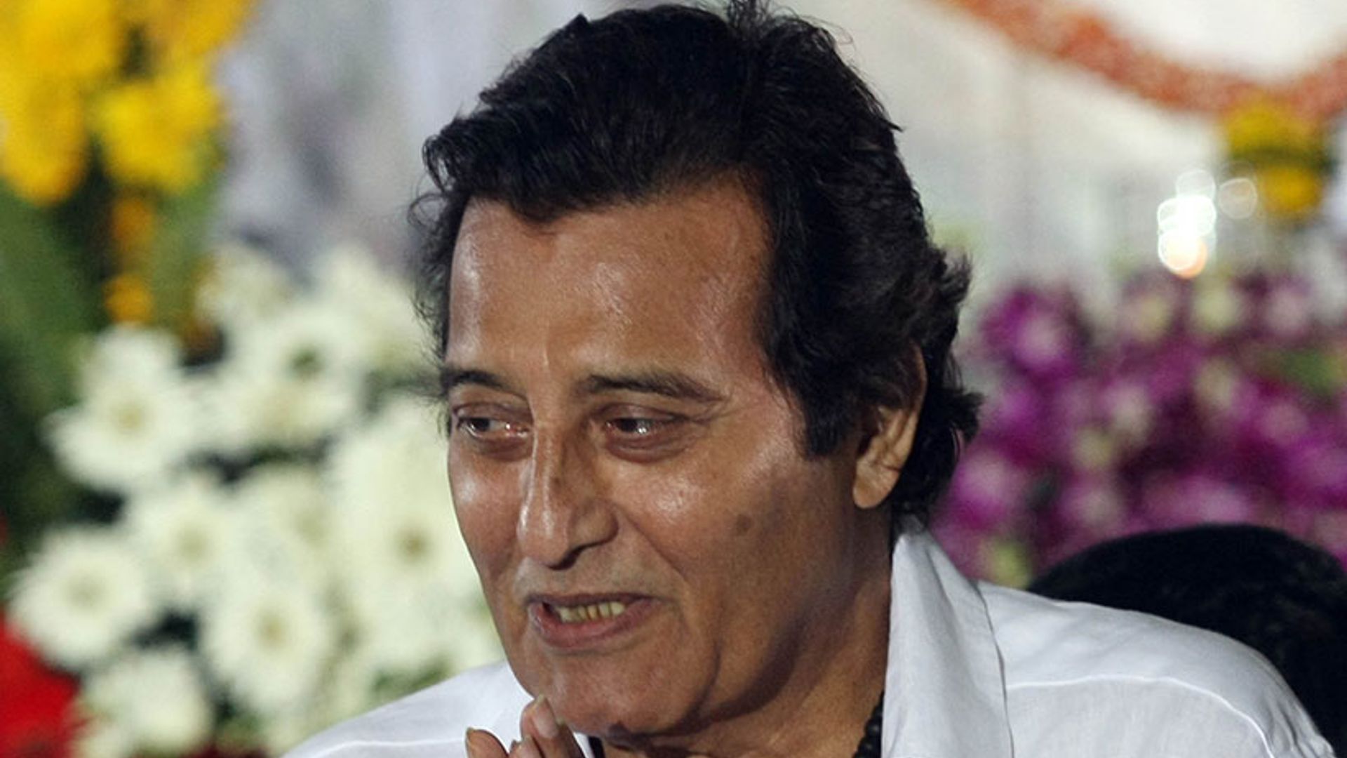1920x1080 Bollywood star Vinod Khanna dies of cancer aged 70. HELLO!