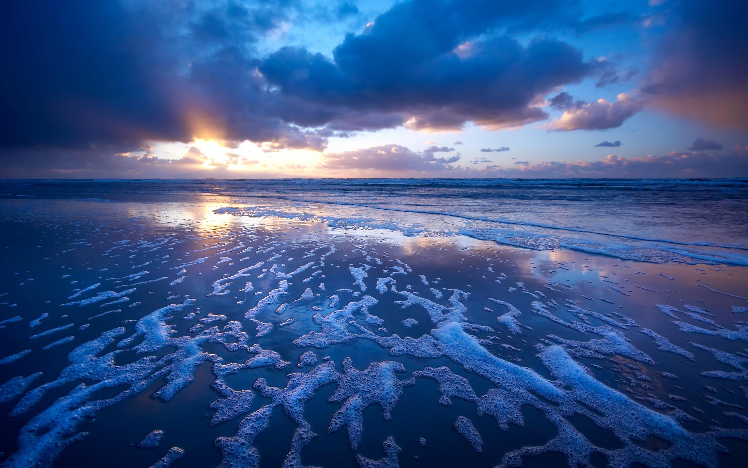 2560x1600 Ocean Wallpaper