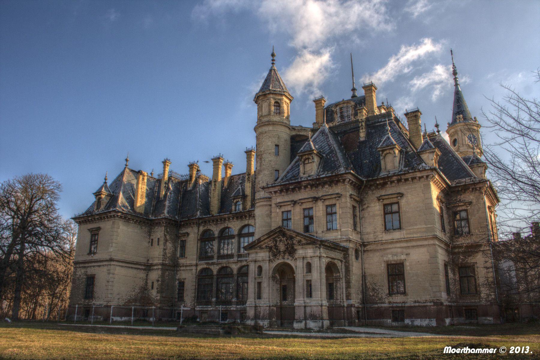 Many old castles used to have. Schossberger Castle, Tura, Hungary. Old Palace. Old Castle. Old Palace UHD.