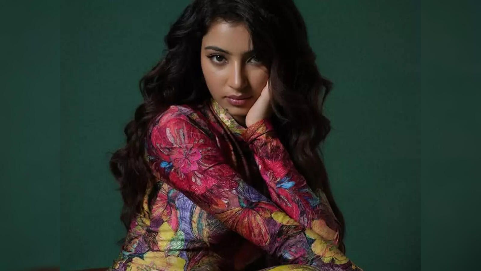 1600x900 Meet Sara Arjun, Ranveer Singh's 20 Year Old Dhurandhar Heroine. Her Father Reveals How She Made Him The Person He Is. Check Sara's Education Qualification Economic Times