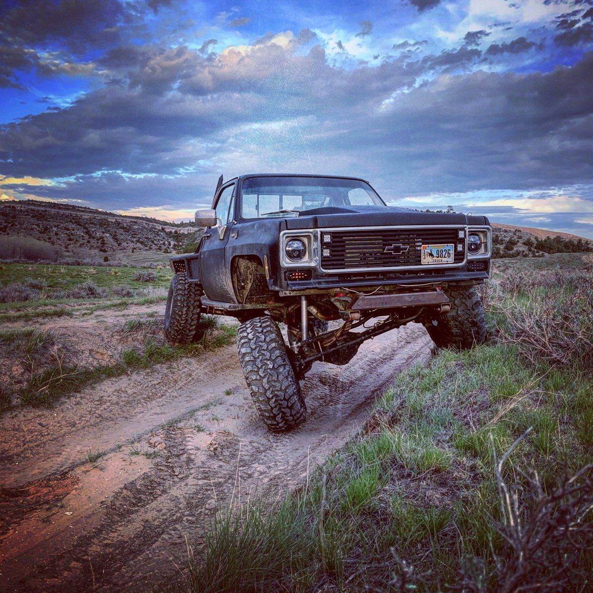 1200x1200 Chevy Square Body Wallpaper