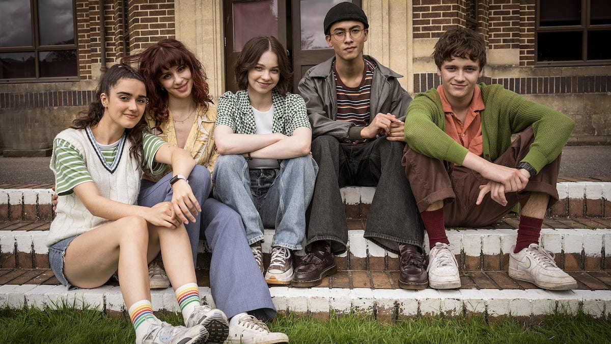 1200x675 Netflix's A Good Girl's Guide to Murder Costumes and Outfits
