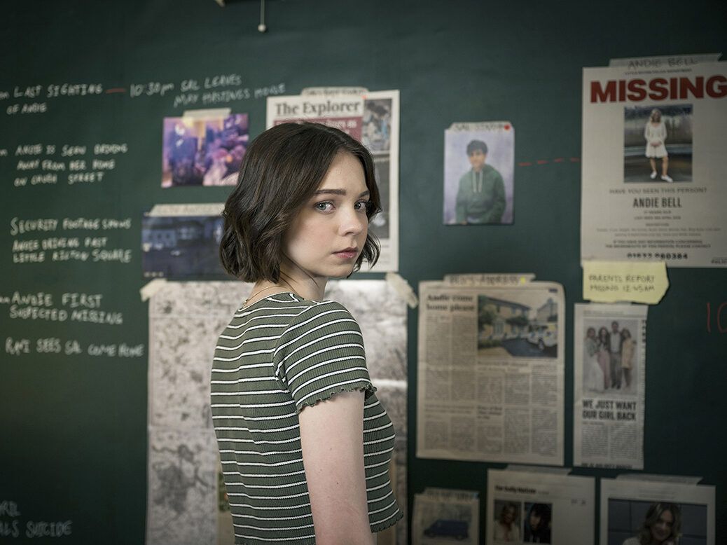 1038x778 A Good Girls Guide to Murder Emma Myers HD Wallpaper