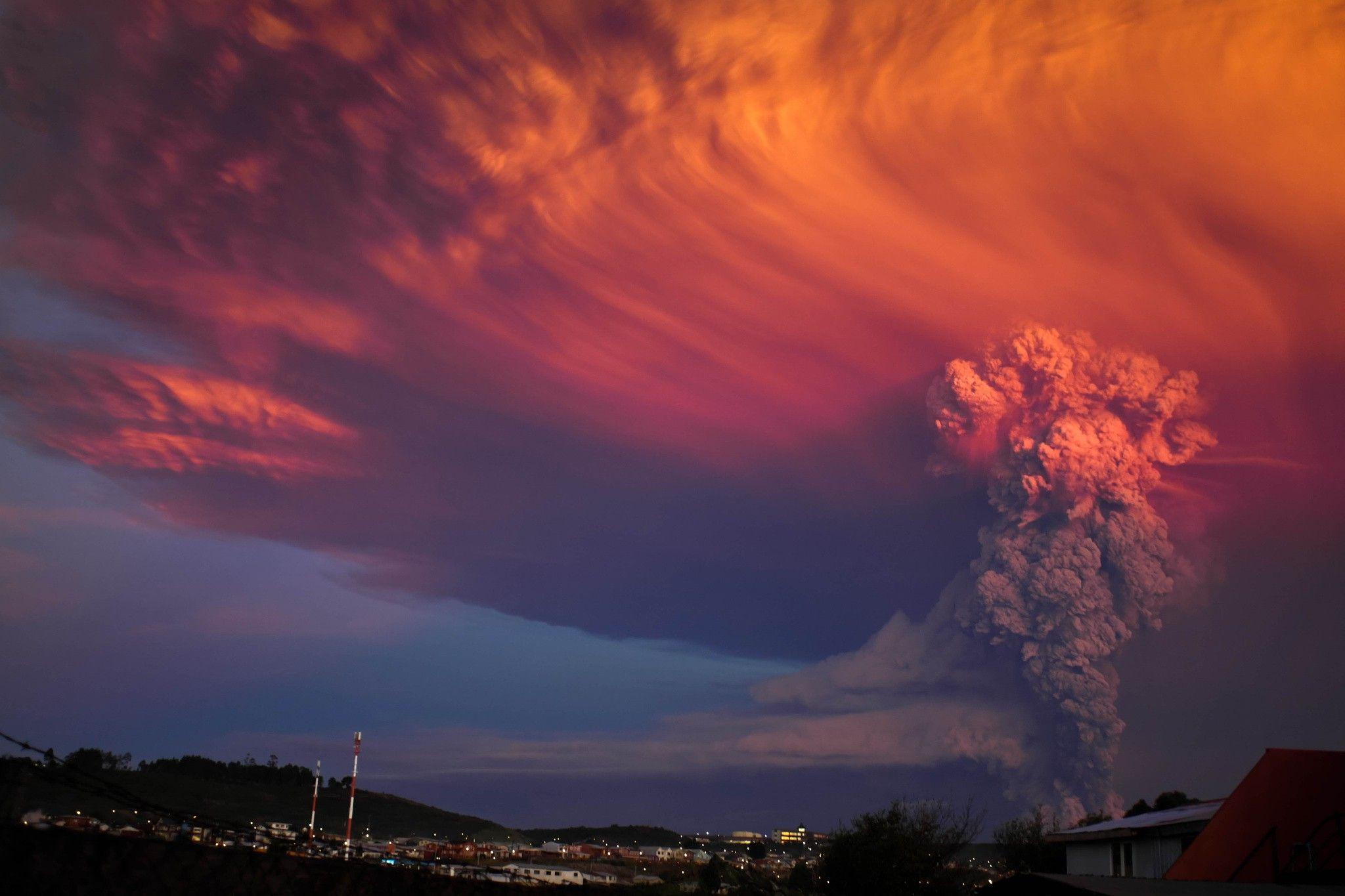 2048x1365 Calbuco Volcano, Eruptions, Ash, Clouds, Toxic, Volcano, Smoke
