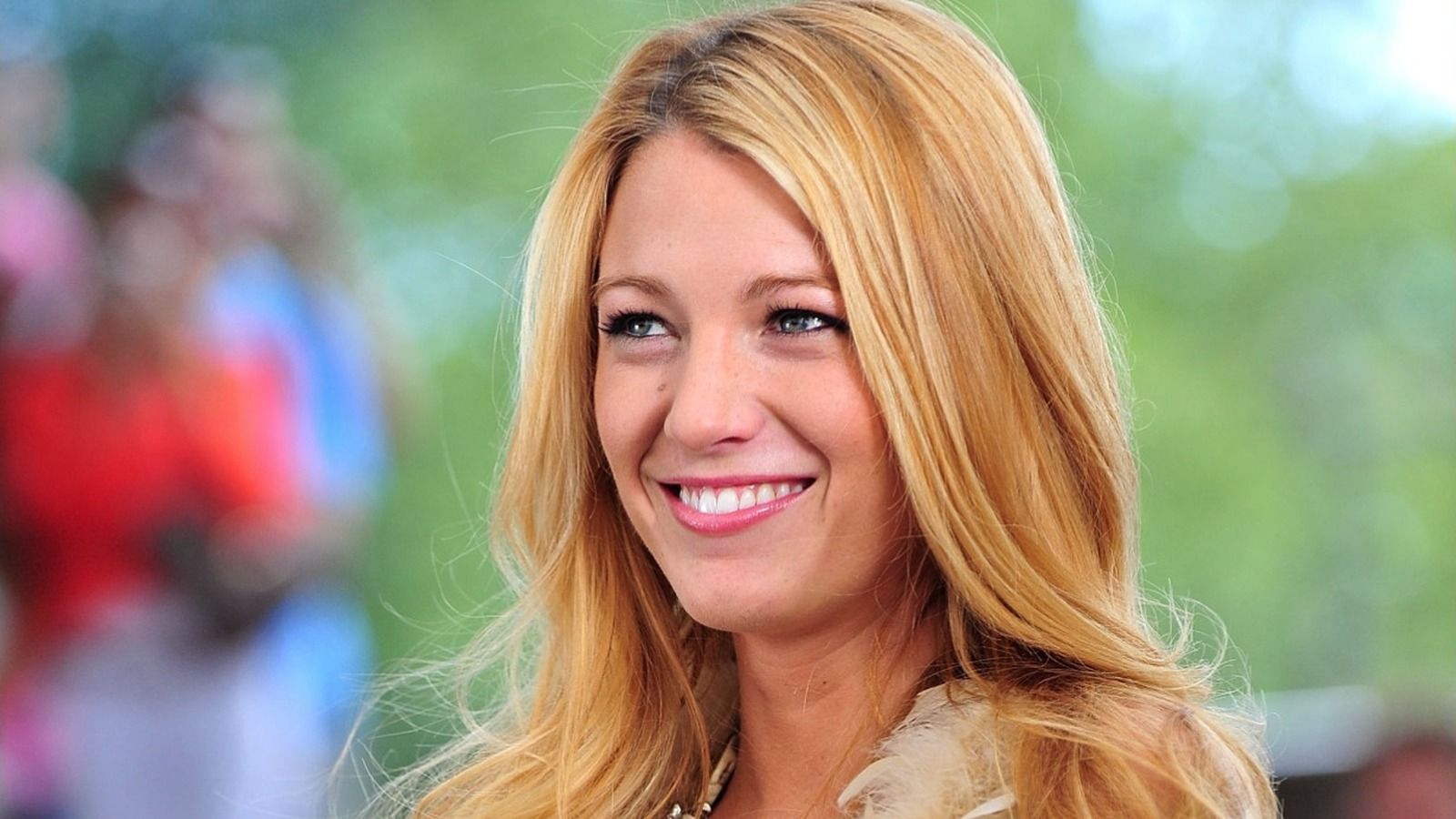 1600x900 Serena Van Der Woodsen Hair Is The Answer To Your Blond Dreams