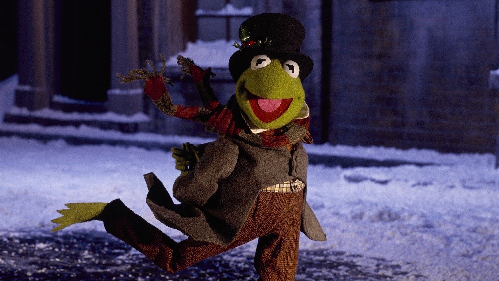 2000x1128 The Muppet Christmas Carol Image. Disney Plus Press