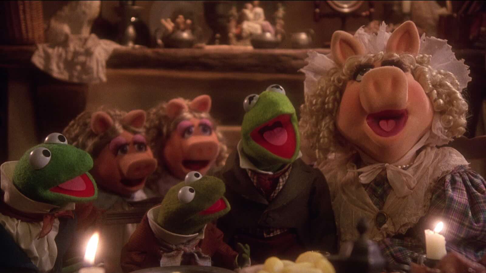 1600x900 The Muppet Christmas Carol Playing In Theater