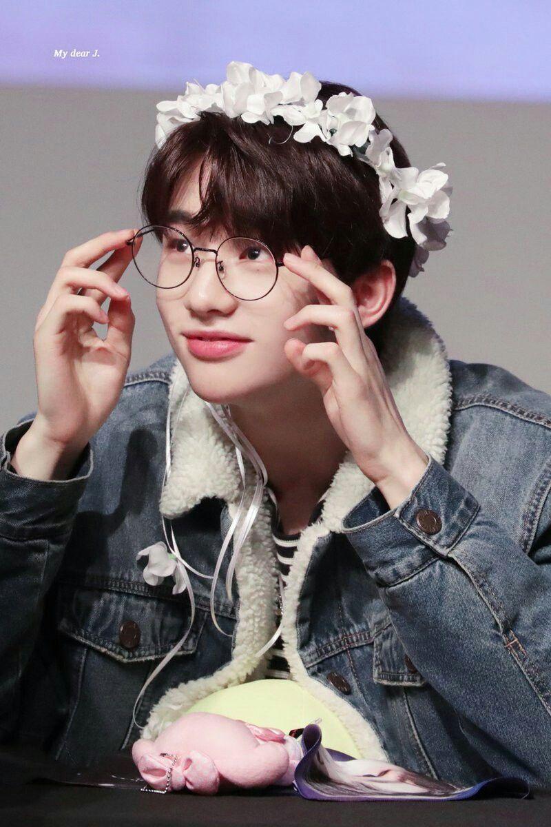 800x1200 Free download Hwang Hyunjin Stray Kids Stray Kids Kids glasses