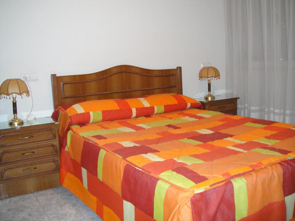 1024x768 Hostal Uría, Salamanca