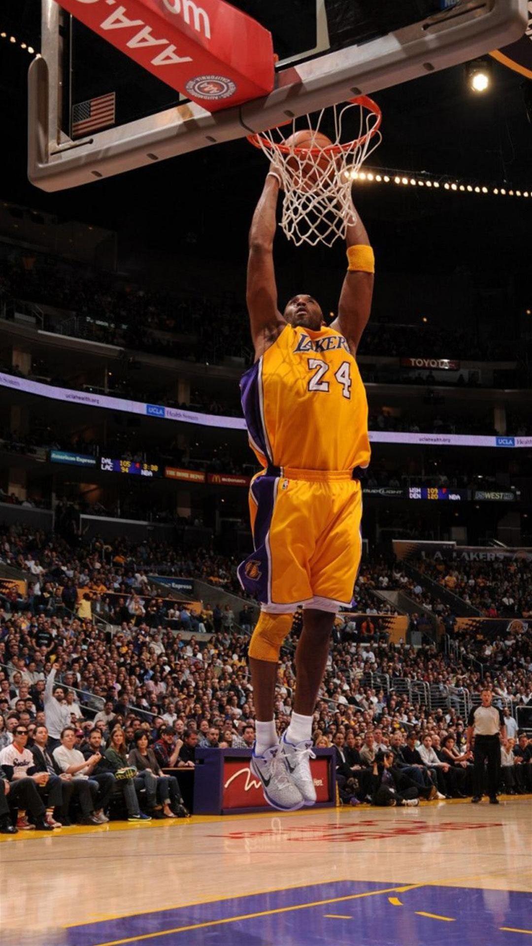 Download Basketball Iphone Kobe Bryant Dunking Wallpaper