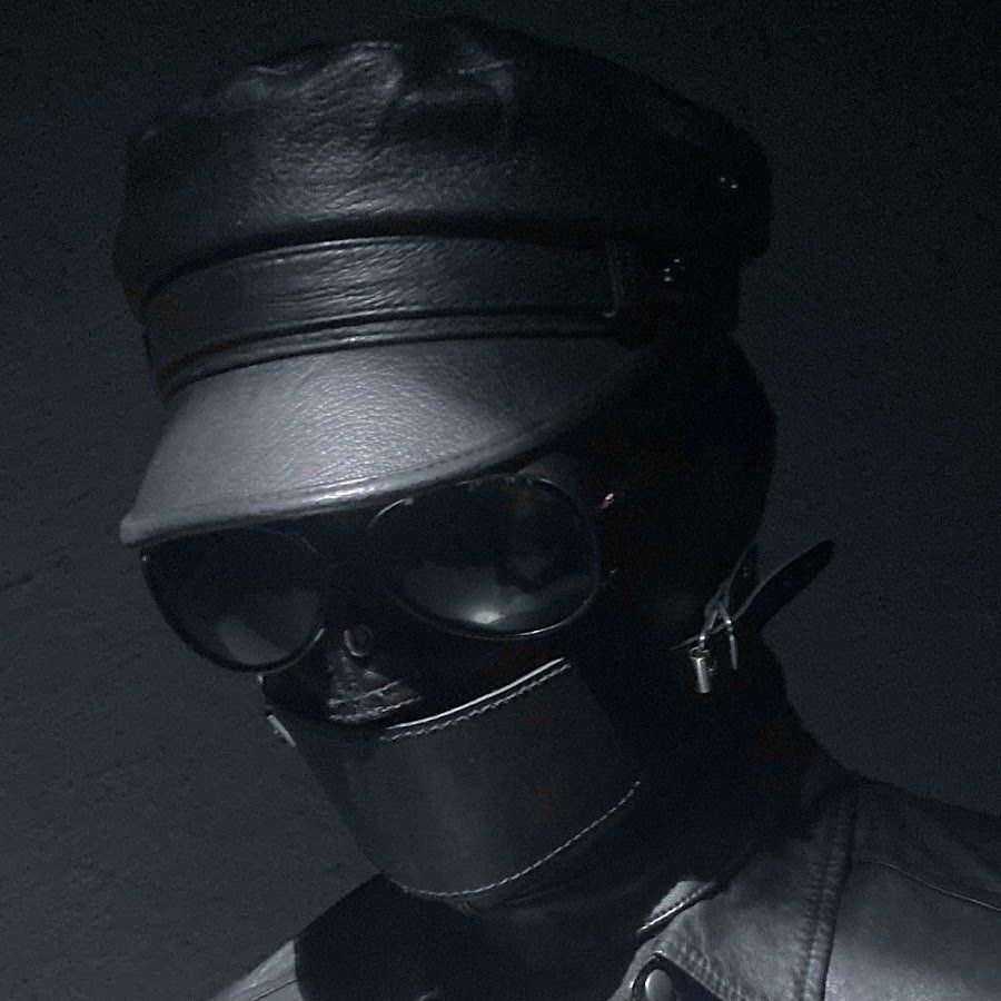 900x900 Kordhell Wallpaper