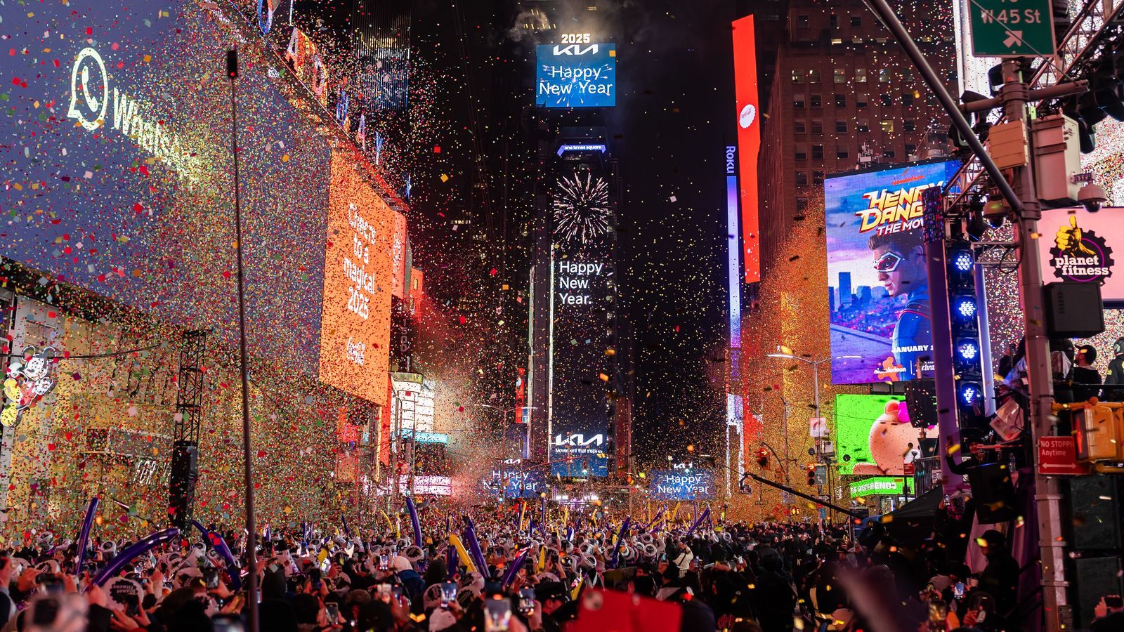 1600x900 New Year's Eve photo: U.S., world welcome 2025