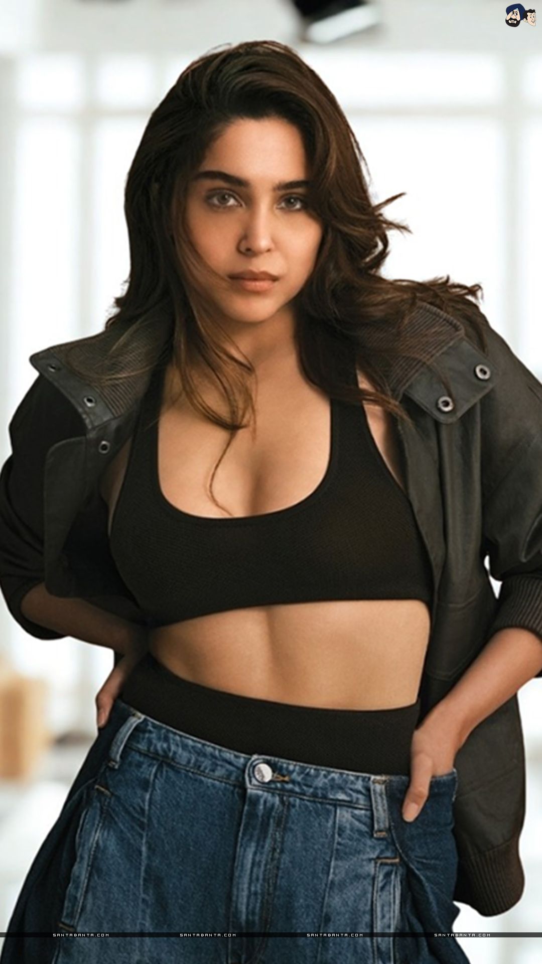 1080x1920 SantaBanta Indian Celebrities(F)-Sharvari Wagh- Wallpaper