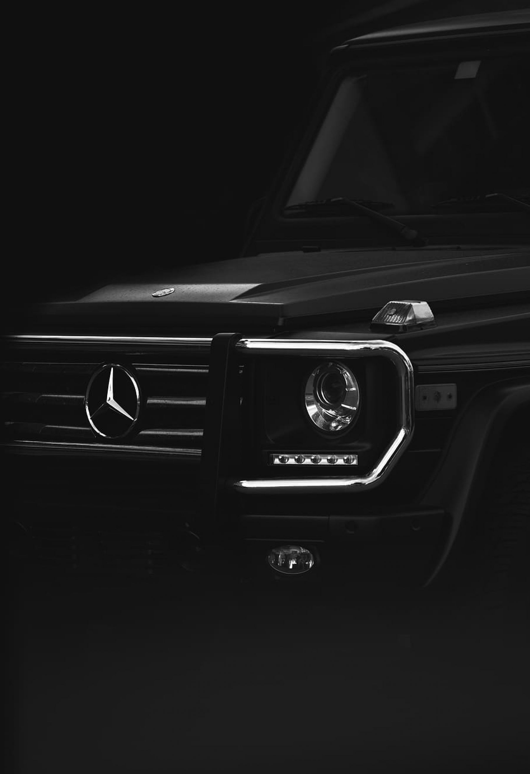 1800x2628 Matte Black Mercedes Benz Dark