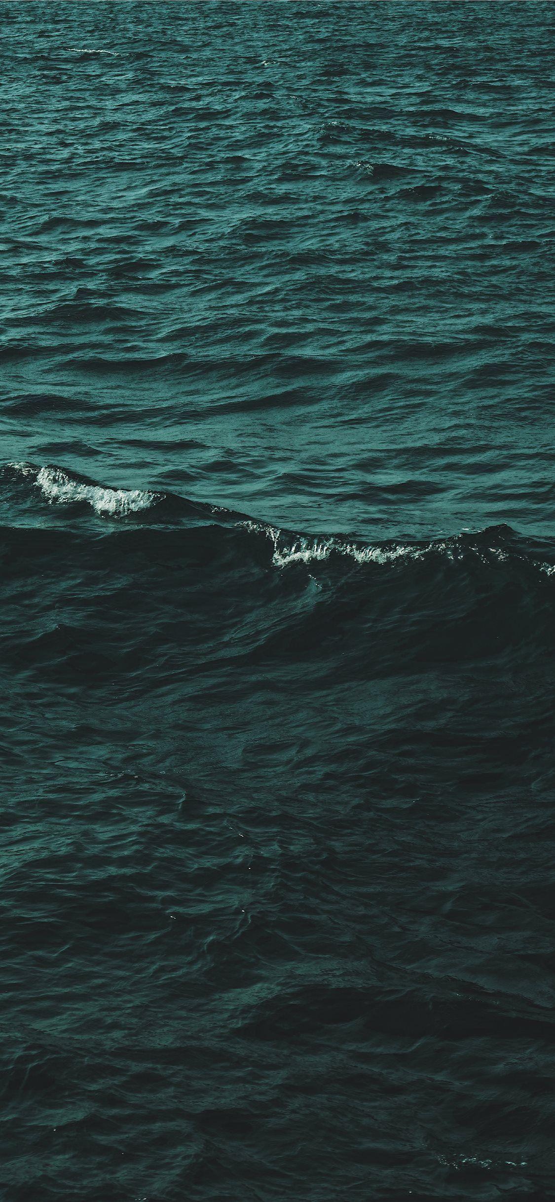 1125x2436 sea waves iPhone X Wallpaper Free Download
