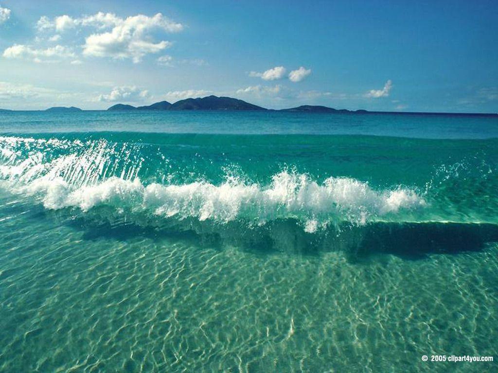 1024x768 Waves Wallpaper