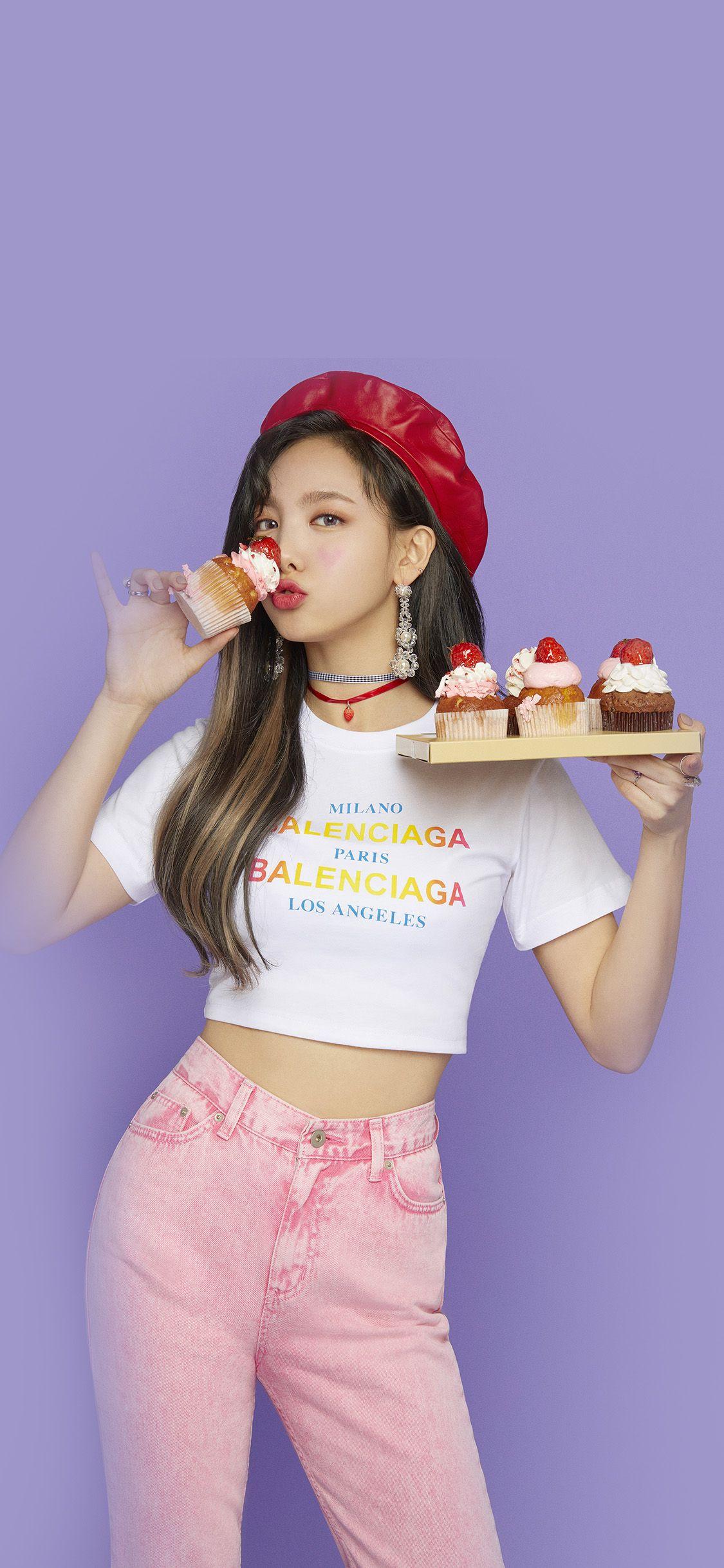 1125x2436 Twice Purple Cake Girl Kpop Music