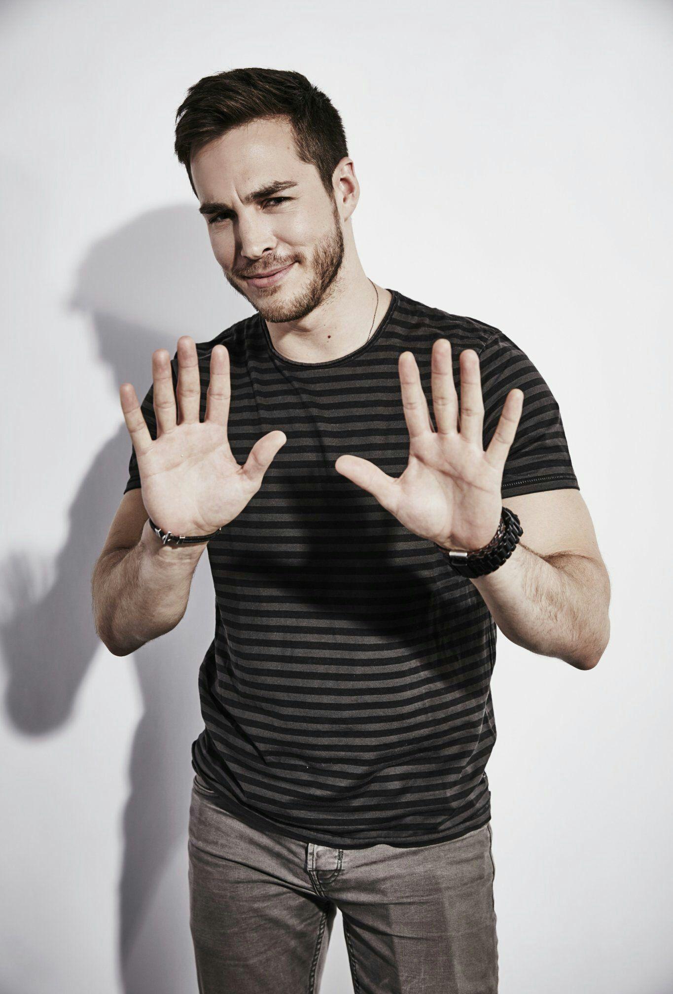 Chris Wood Wallpapers - Top Free Chris Wood Backgrounds - WallpaperAccess