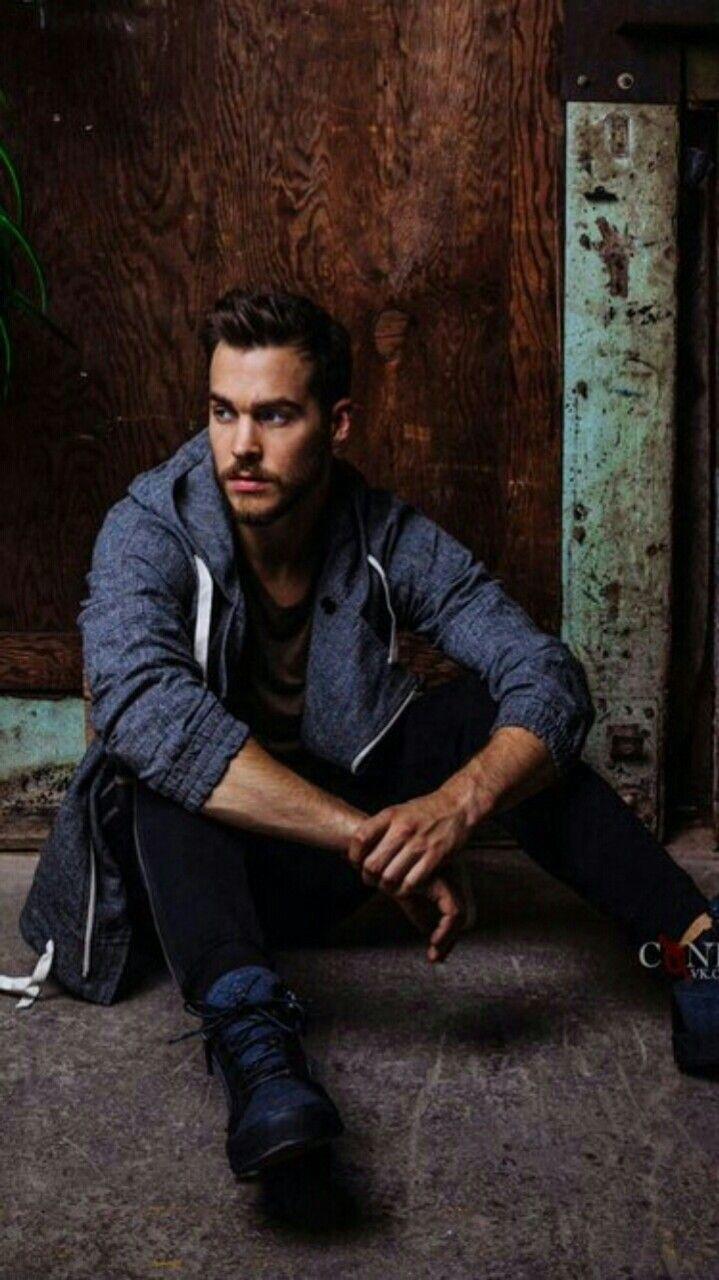 719x1280 Chris Wood Wallpaper