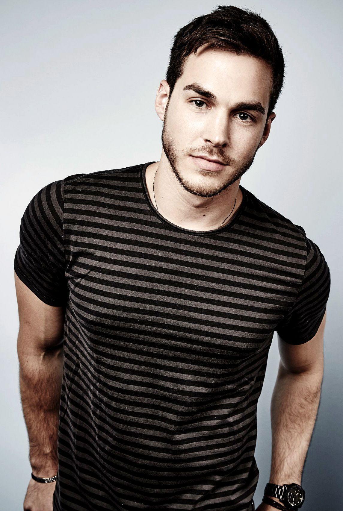 1145x1707 Chris Wood Wallpaper