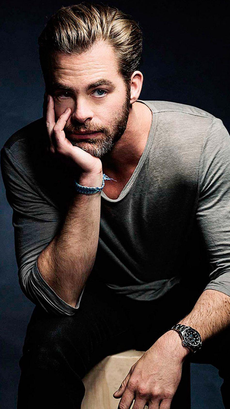 950x1689 American Actor Chris Pine HD Mobile Wallpaper Pine