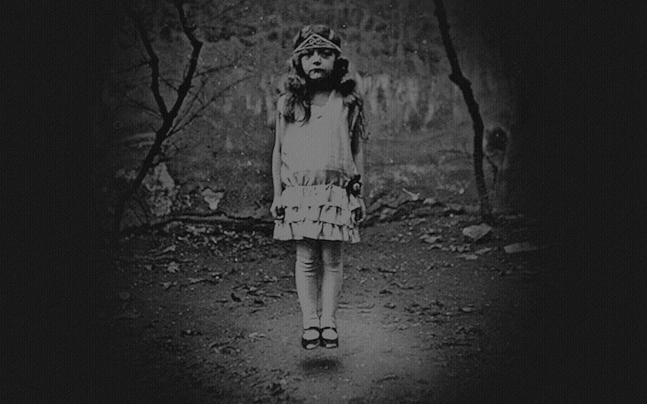 1280x800 Miss Peregrine's Home for Peculiar Children Wallpaper