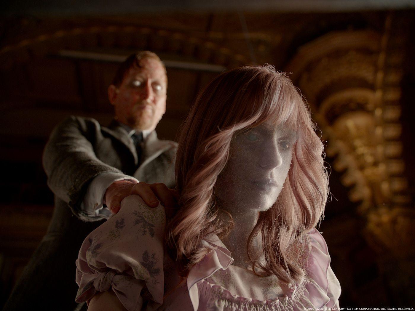 1400x1050 MISS PEREGRINE'S HOME FOR PECULIAR CHILDREN: Daniel Tarmy