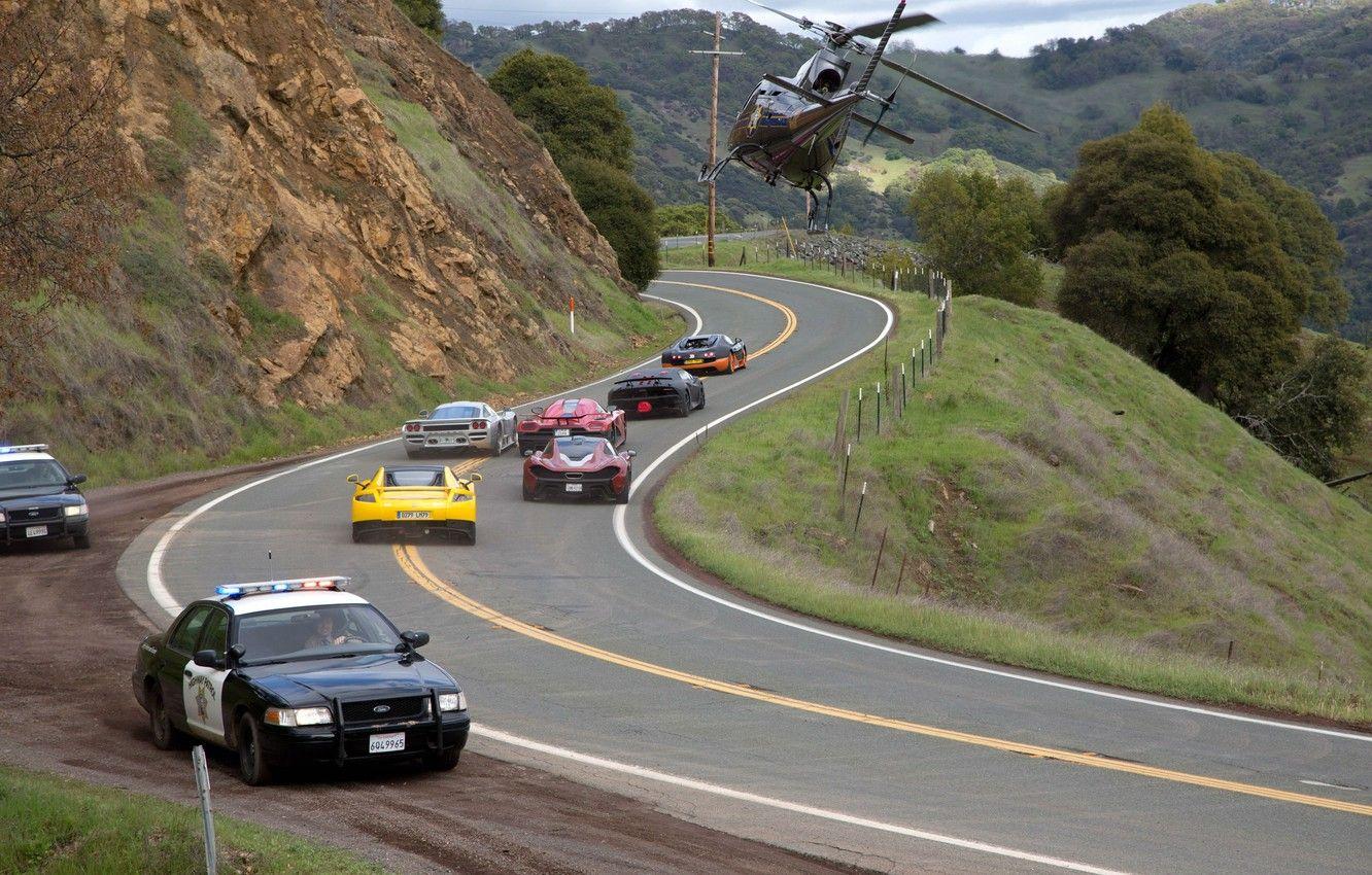 1332x850 Wallpaper Police, Chase, Bugatti Veyron, The film, Need for Speed